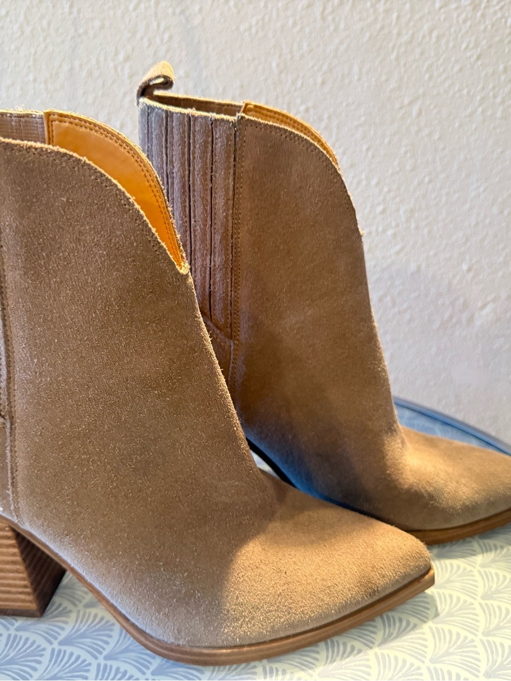 Marc Fisher Alva Pointy Toe Leather Bootie
